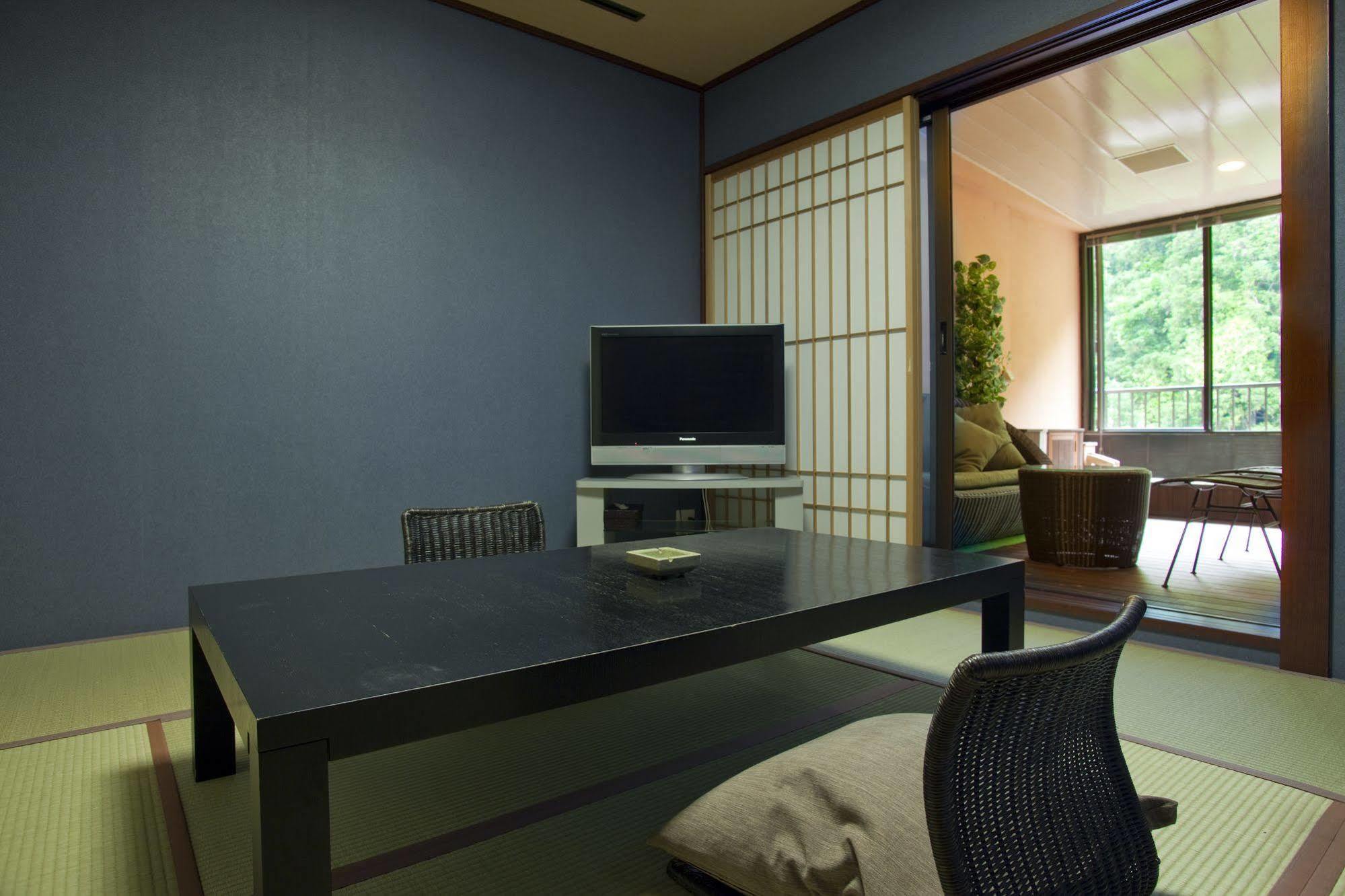 Yamanakaonsen Ohanami Kyubei Kaga  Eksteriør billede